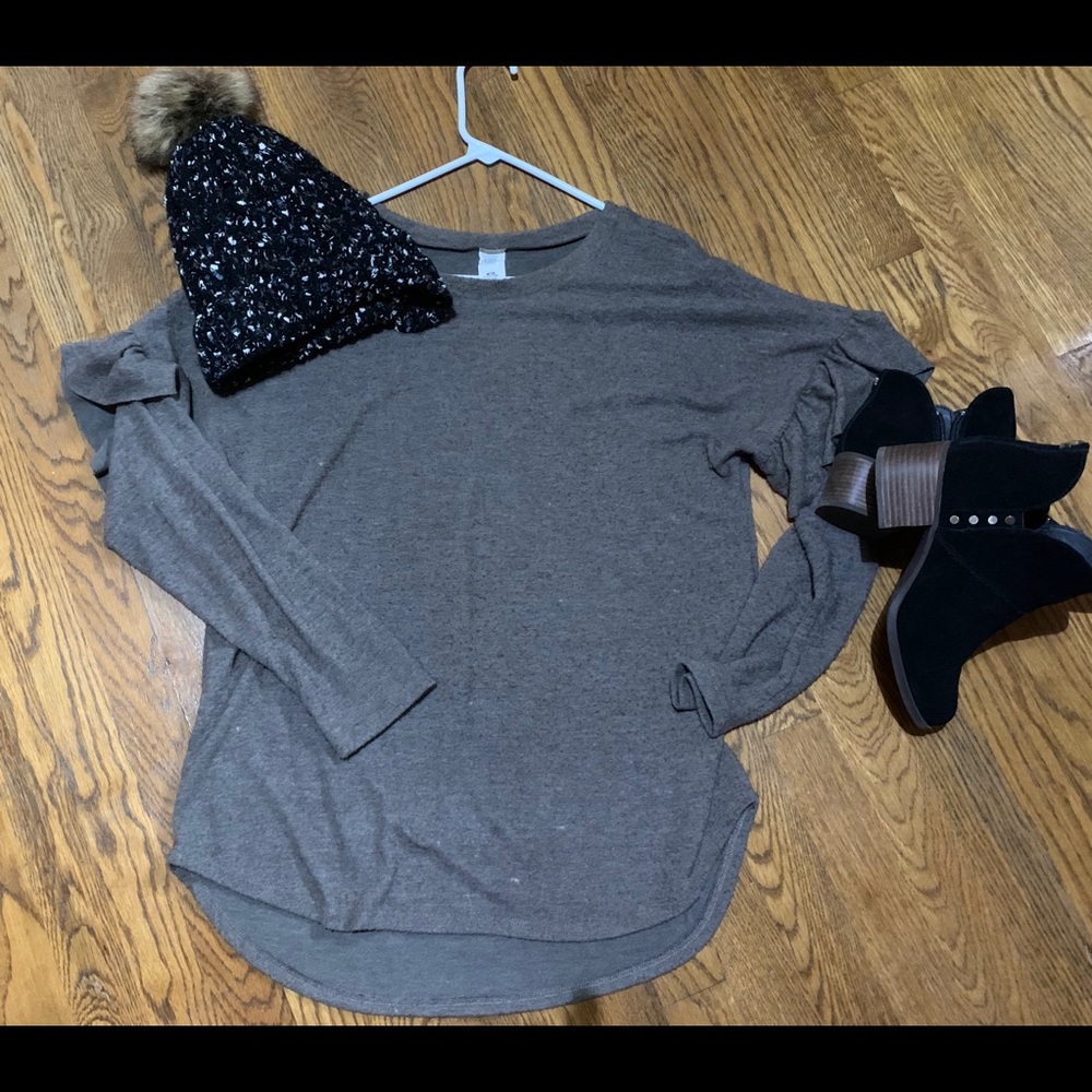 🤎HP🤎Taupe Sweater